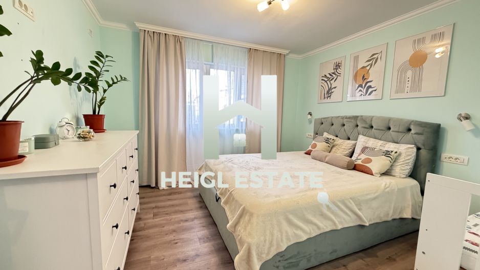 Apartament decomandat cu 3 camere si 2 bai in zona Soarelui - Poză 1