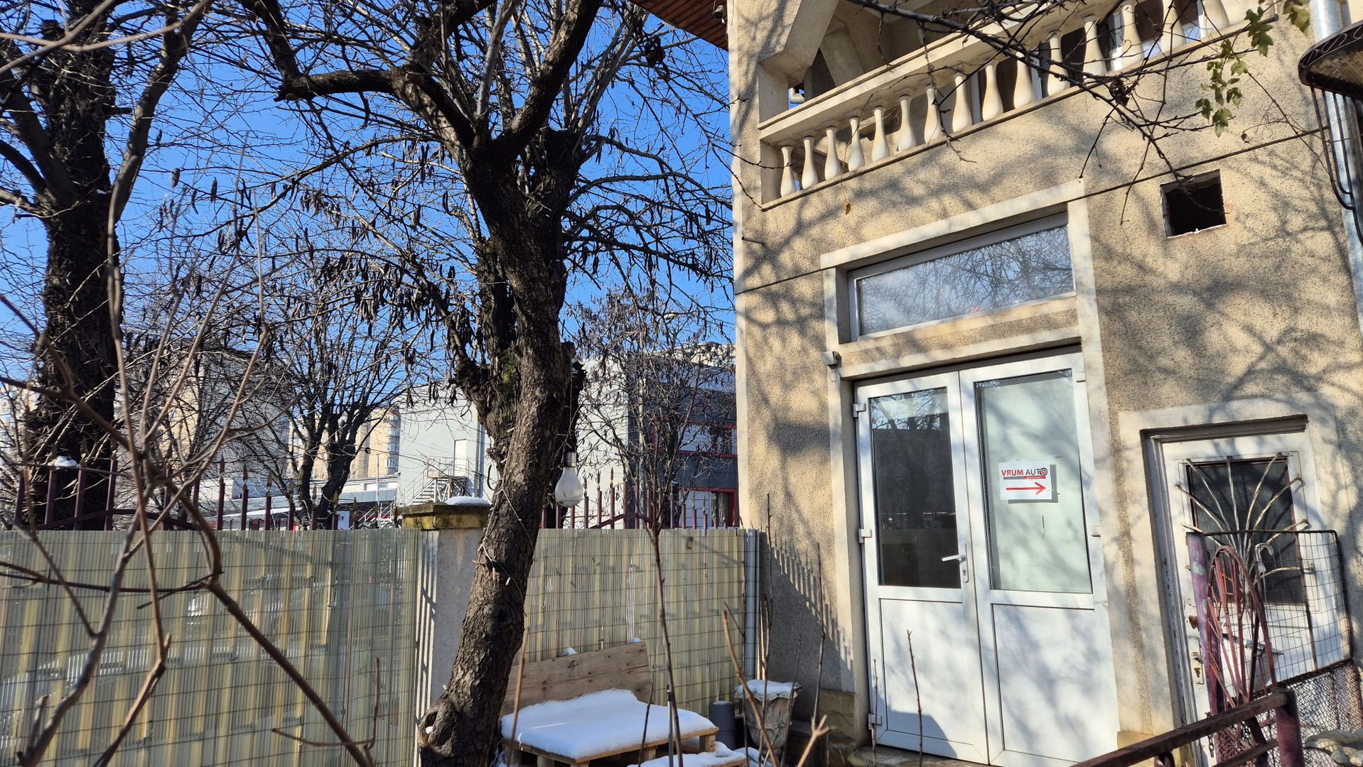 Spatiu comercial 39,22 mp + 18,17 mp pivnita + curte 18 mp - sos. Viilor - Poză 13