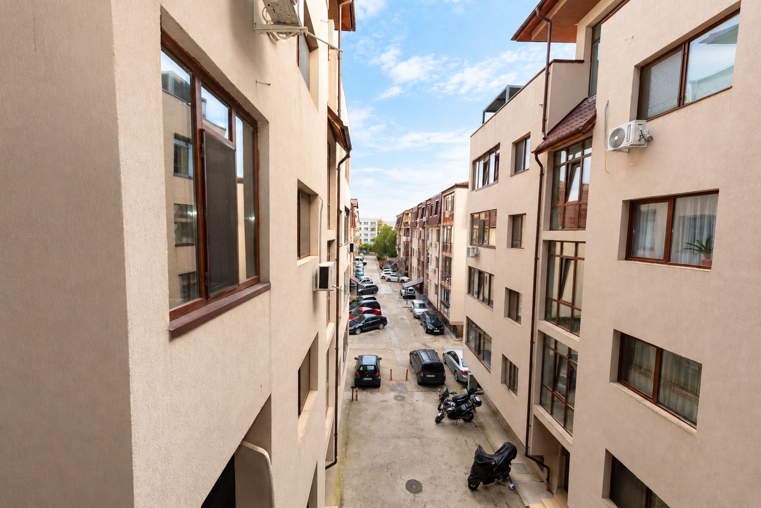Garsoniera decomandata, 2014, mobilata si utilata, centrala, balcon - Poză 15