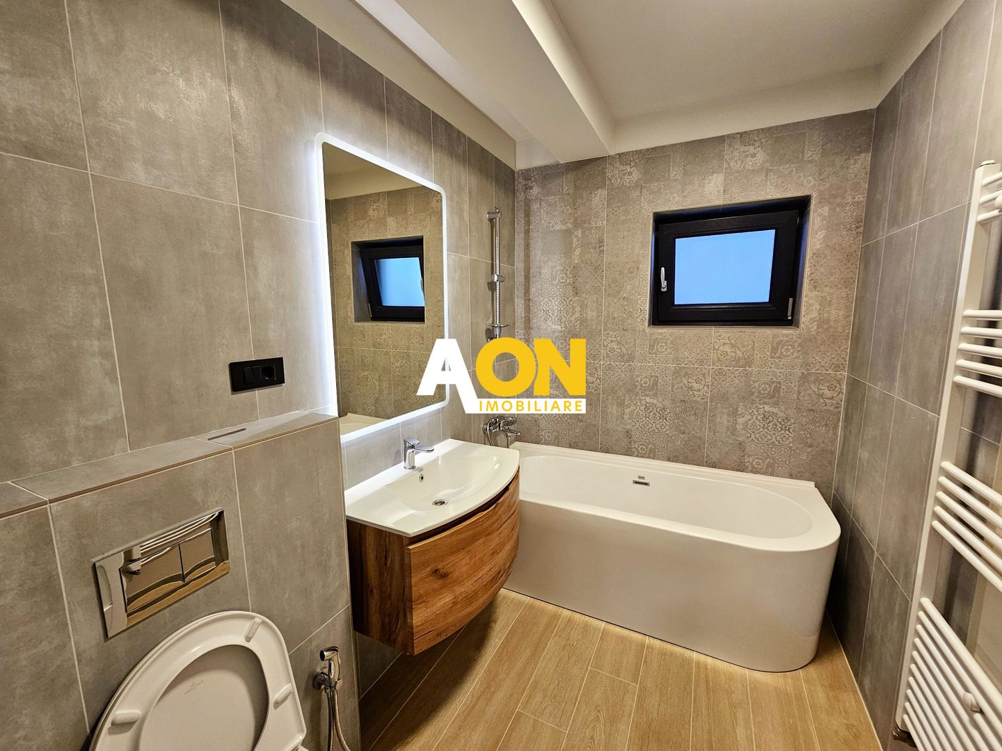 Casa 4 camere, 355 mp teren, gata de mutat, cartier Orizont - Poză 11