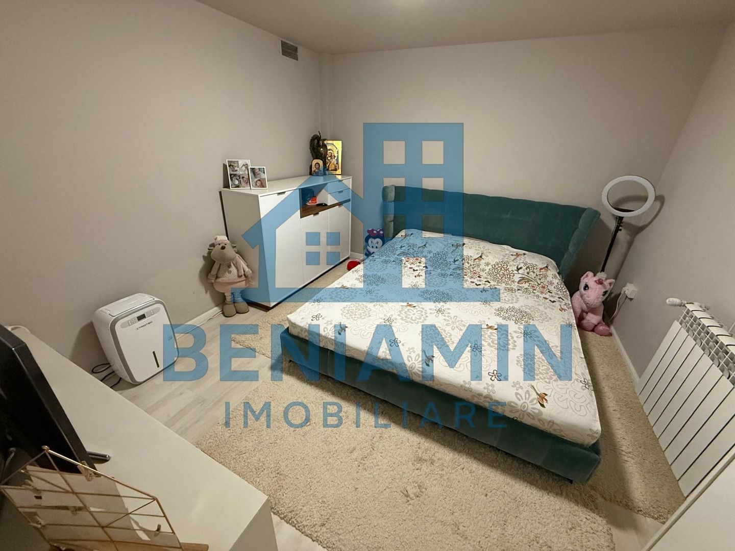 Vila ultramoderna Consul cu piscina si design impresionant - Poză 17