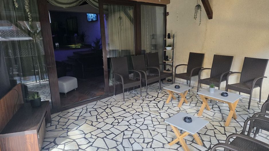 BRASADAS vinde proprietate ultracentrala, doua case 250 mp. - Poză 5