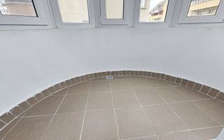 Apartament 2 camere, 68 mp, renovat + boxa 8,75 mp, et 1, ultracentral - Poză 8