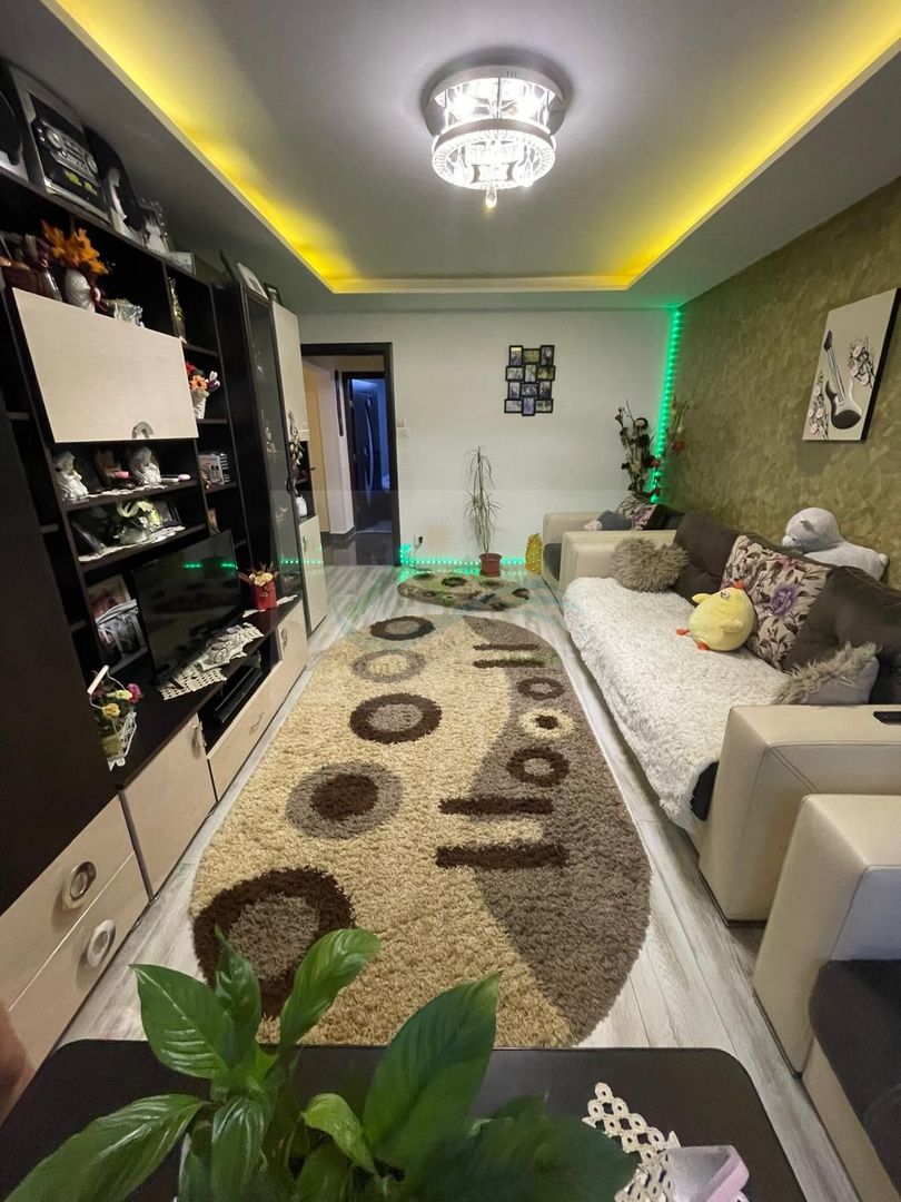 Apartament 2 camere decomandat - Poză 14