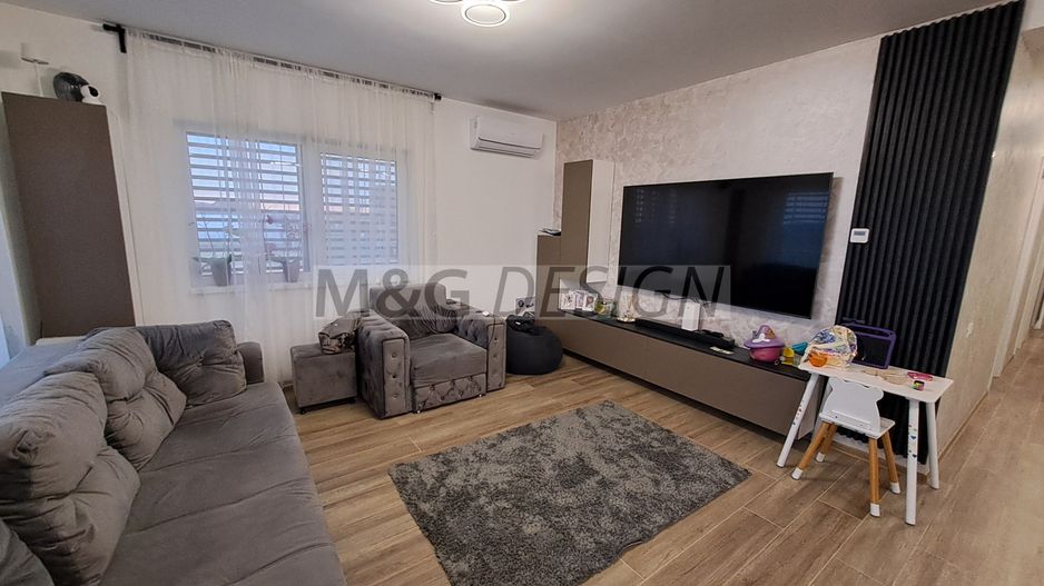 3 camere  bloc nou, 80 mp utili , balcon de 20 m - Poză 36