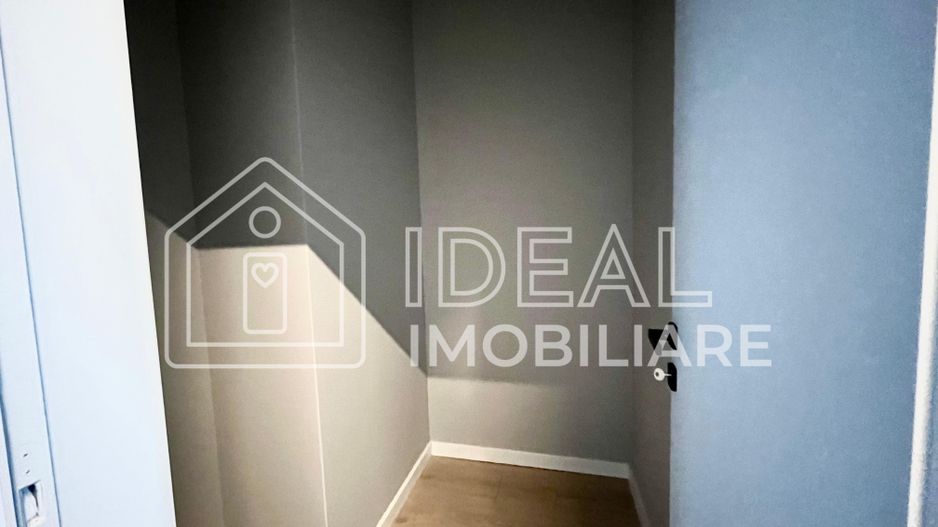 Penthouse cu 3 camere LA CHEIE, cu terase de 200mpu, zona Calea Surii Mici - Poză 11