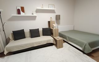 Studio mobilat utilat de vânzare în Șelimbăr cu parcare și boxă - Poză 2