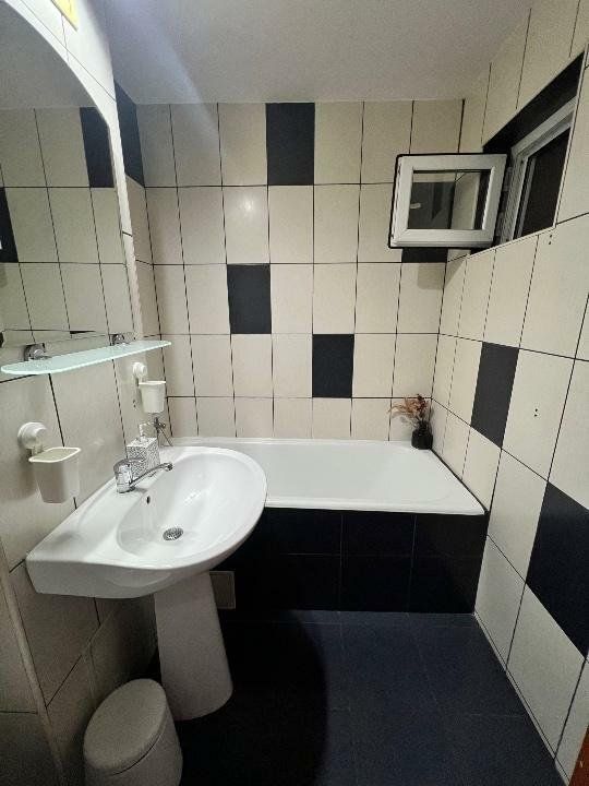 3 cam decomandat modern metrou Eroii Revolutiei S316 - Poză 13