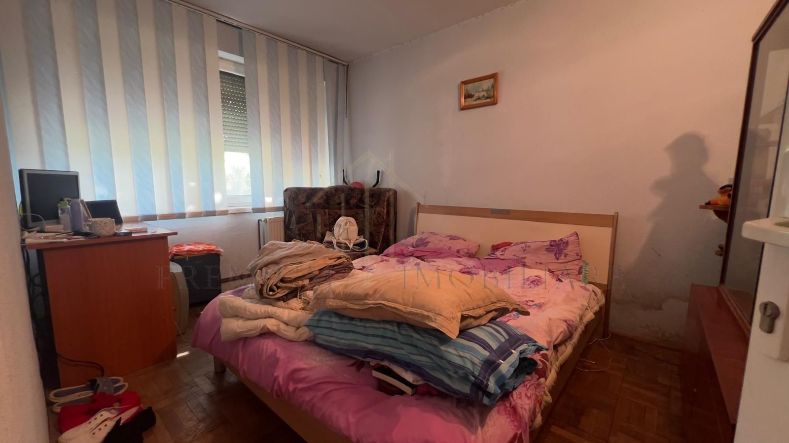 Apartament 3 camere etaj 1 - zona centrala - Poză 9