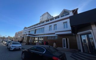 Se oferă spre chirie spațiu comercial, 600 mp, Bălți - Poză 3