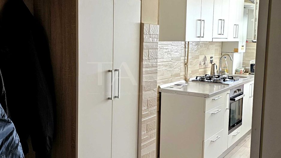 Apartament luminos cu 2 camere și vedere spre oraș. - Poză 2