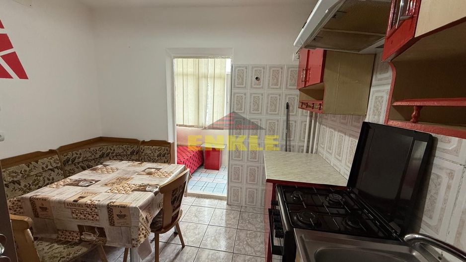 VÂNZARE APARTAMENT CU 2 CAMERE, ETAJ 2 – ZONA MALL - Poză 6