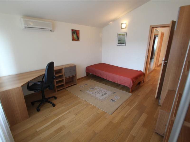 VILA PROIECT DEOSEBIT ZONA CALEA ARADULUI - Poză 13