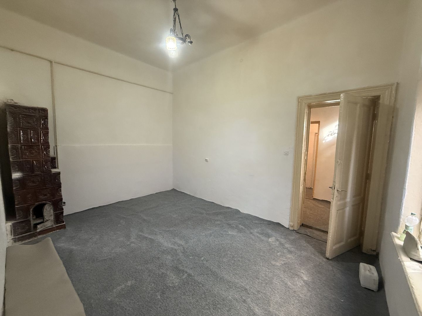 Oferta zilei !!! Garsoniera 33.4 mp utili in Vila - Zona Parcul Carol - Poză 1