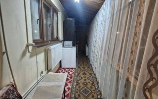 2 Camere Rovine Parter cu Balcon - Poză 5