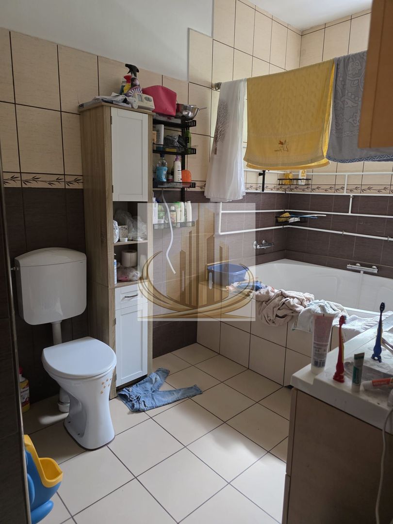 Casa 190mp cu teren 1100mp Lipovei - Poză 13