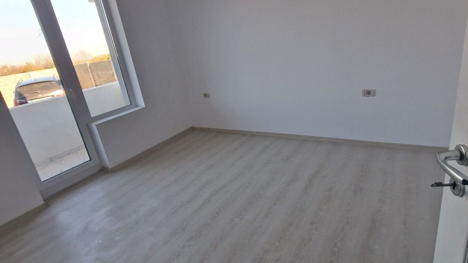 Giroc | 2 Camere | Decomandat | Bucatarie inchisa - Poză 4