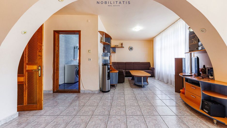 Vânzare casă individuală cu potențial extraordinar în Dumbrăvița - Poză 27