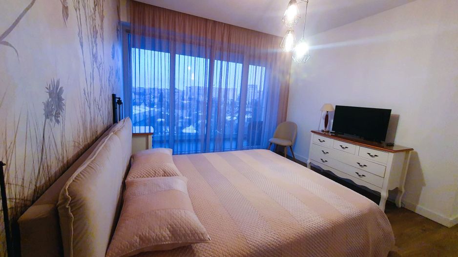 Penthouse cu 2 parcări subterane, vedere panoramică spre Tâmpa – Centrul Civic - Poză 10