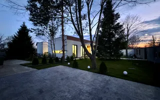 Vila cu 5 camere // * 565 mp gradina* // Tunari - Poză 80