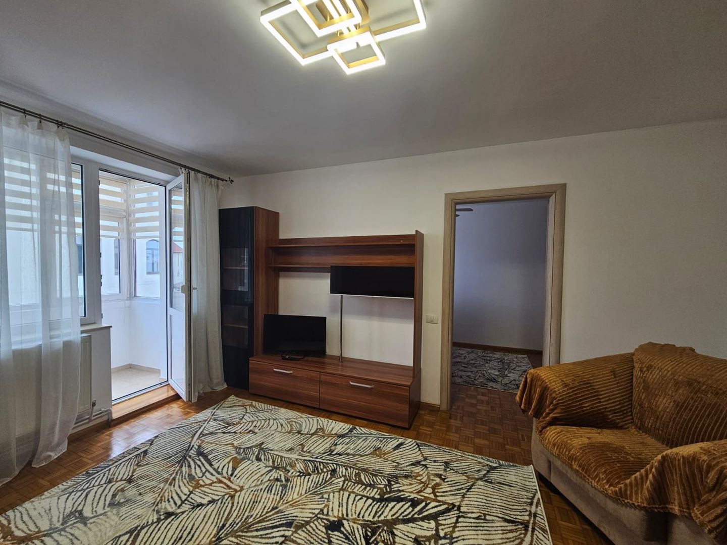 Apartament 2 camere – Ultracentral, prima închiriere! - Poză 2