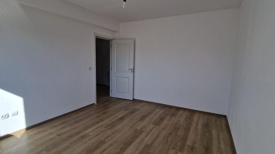 Apartament 2 camere, D.48 mp+ loc de parcare Lunca Cetatuii 89000 euro - Poză 2