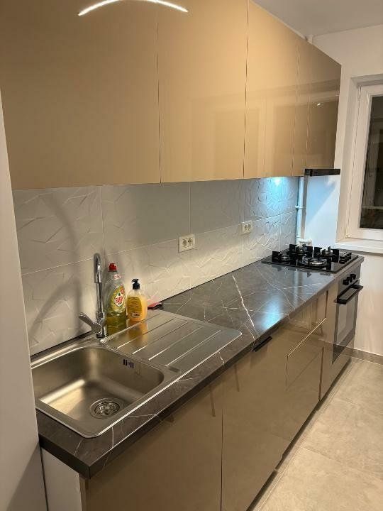 Apartament 2 camere renovat Apusului Pacii Gorjului prima inchiriere - Poză 13