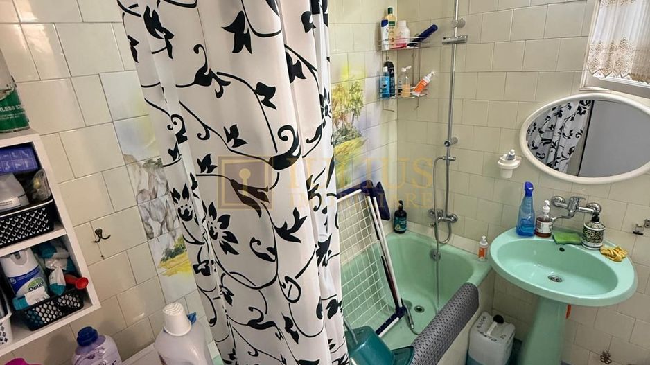 2 camere| curte comuna cu 3 apartamente| centrala proprie| zona aradului| - Poză 17