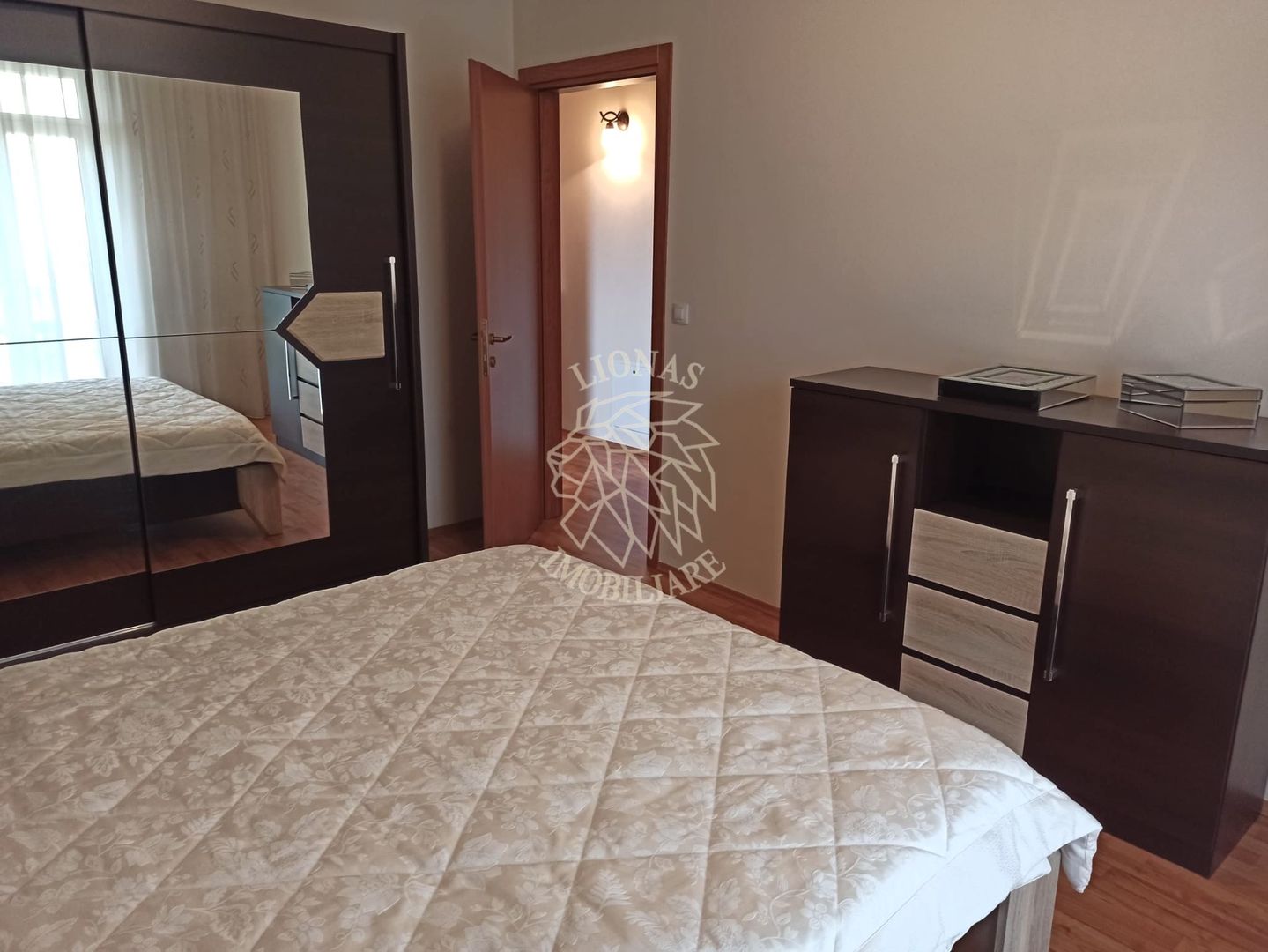 Apartament Nou 3 camere 92mp+balcon 20mp-etaj 1-Zona Sanovil Viisoara - Poză 3