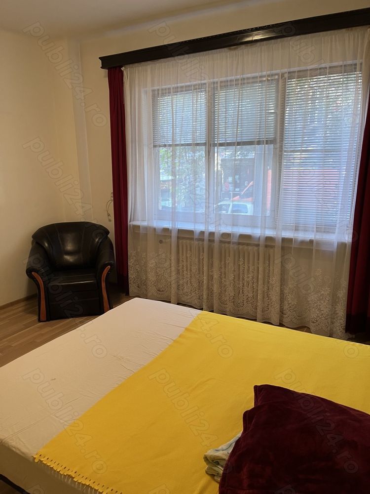 Apartament de patru camere Piața Rosetti - Poză 5