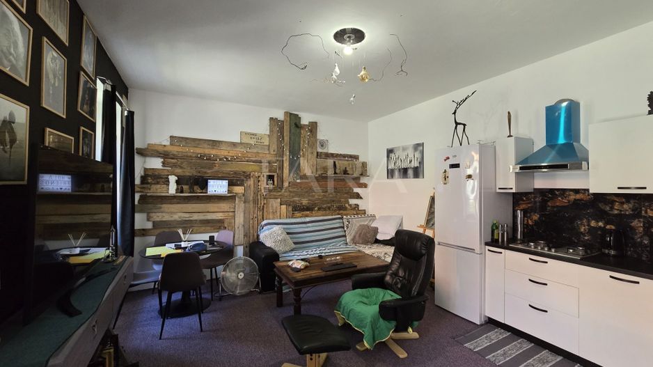 Vând apartament ultracentral în Cluj-Napoca - Poză 1