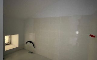 De vânzare – Clădire impresionantă, 11 camere, 9 dormitoare, Păcurari - Poză 27