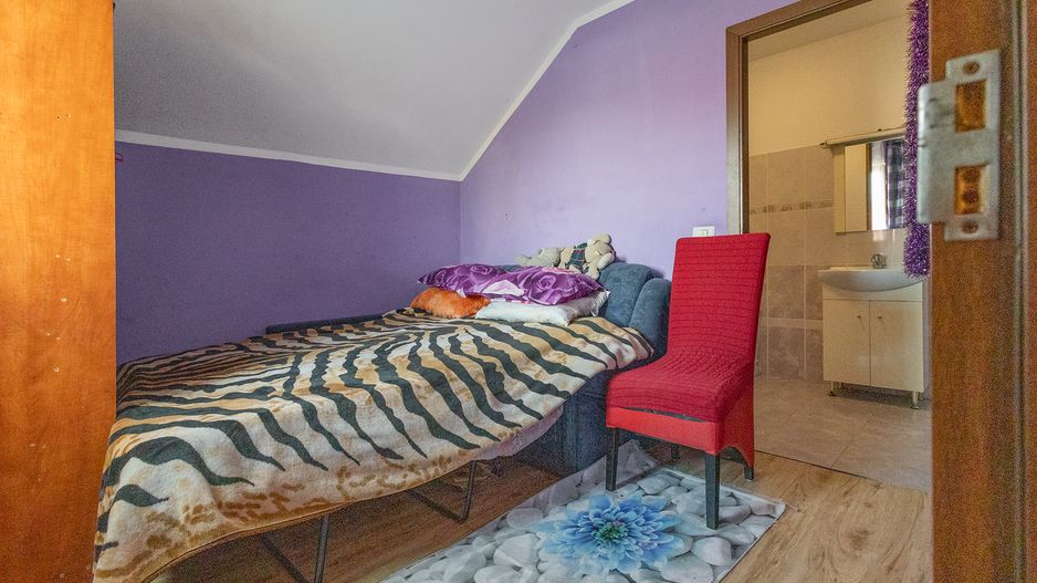 Casă / Vilă cu 6 camere de vânzare în zona Sagului - Poză 10