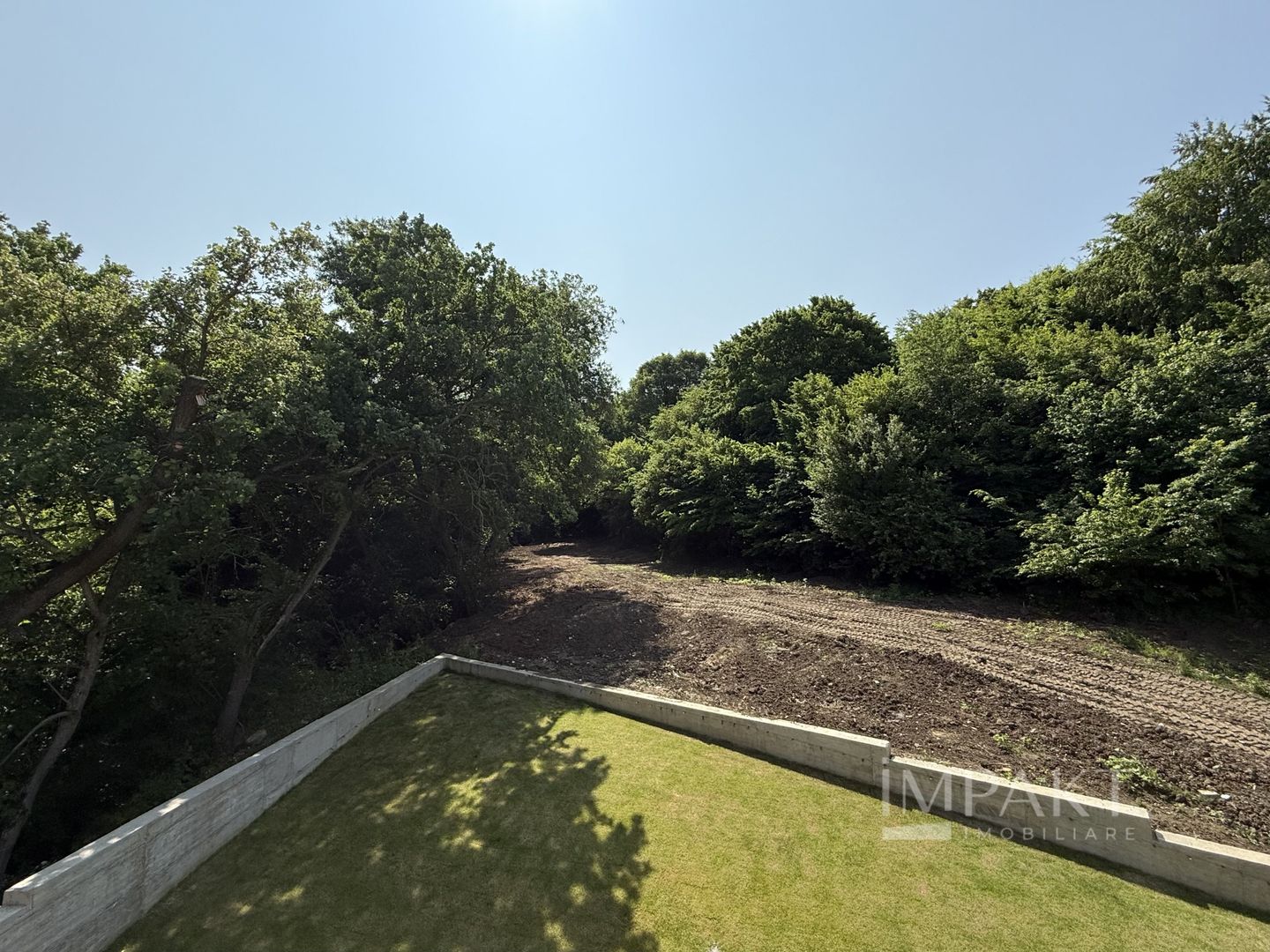 Case cuplate la liziera padurii , ideale pentru 2 familii ! - Poză 36