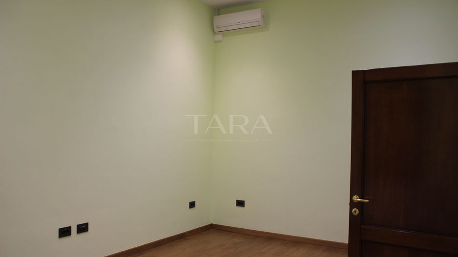 Ultracentral, Imobil tip vilă, ideal birouri sau locuință. - Poză 9