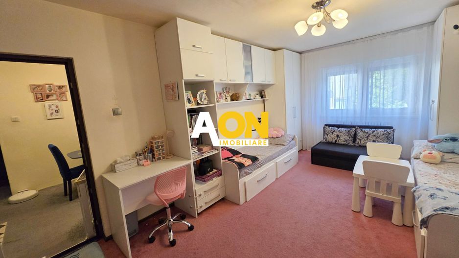 Apartament cu 2 camere, etaj 1, mobilat, utilat, Cetate - Kaufland - Poză 2