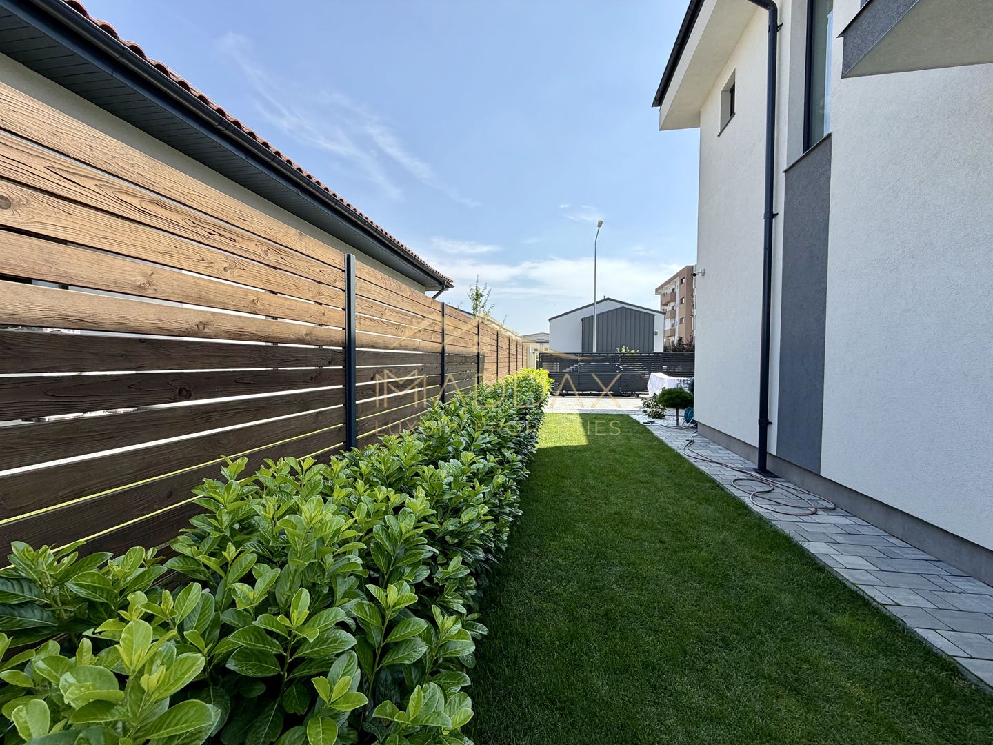 Vil de tip Duplex *P+1E+M* | 176 mp utili | mobilată complet | Chitila - Poză 9