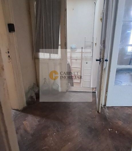 Cismigiu I Apartament in vila  3 camere I P+1 + pod I Parcare in curte - Poză 3