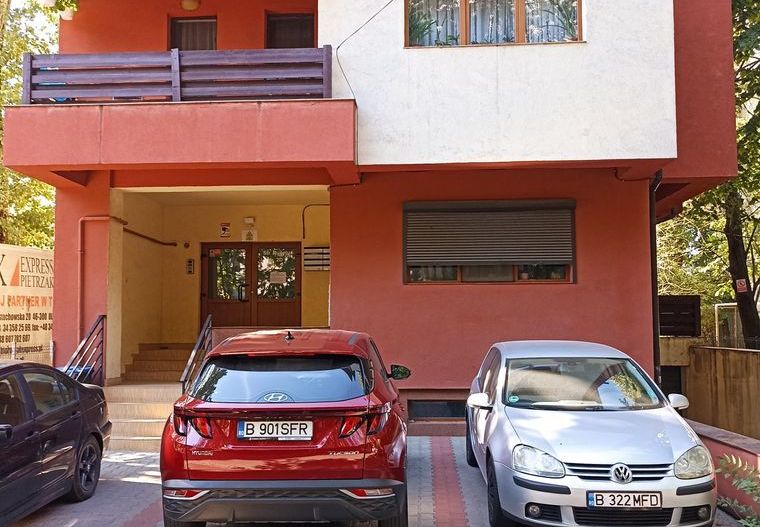 Crangasi, bloc boutique, terasa 50 mp, garaj. - Poză 1