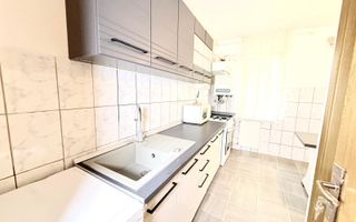 Inchiriez apartament cu 4 camere,cartier Tudor - Poză 1