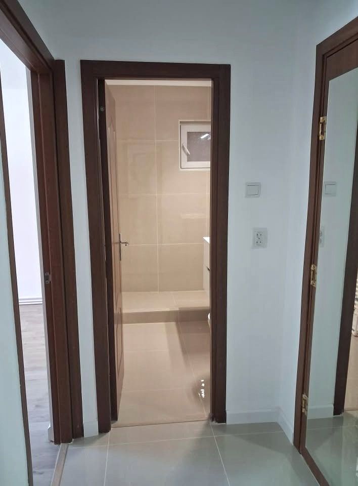 Apartament 2 camere, decomandat, Cetate, Mercur, renovat - Poză 5