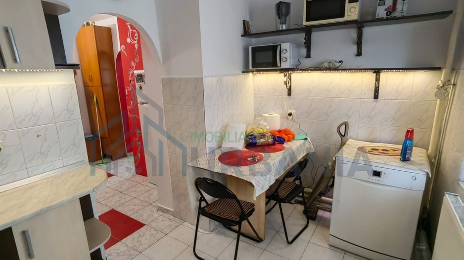 persoană fizică închiriez apartament 2 camere - Poză 2