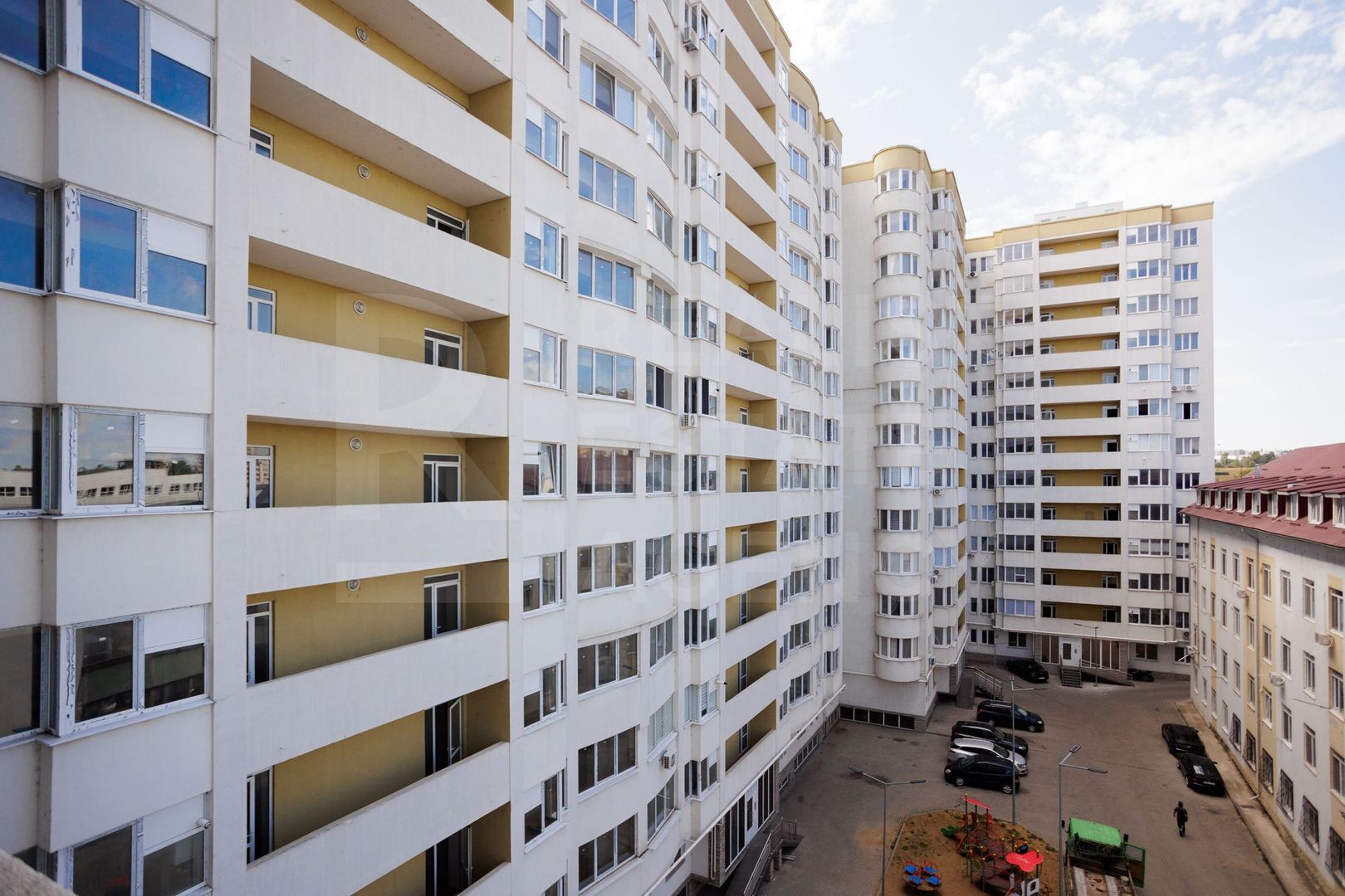 Vânzare, apartament, 3 camere, strada Băcioii Noi, Botanica - Poză 1