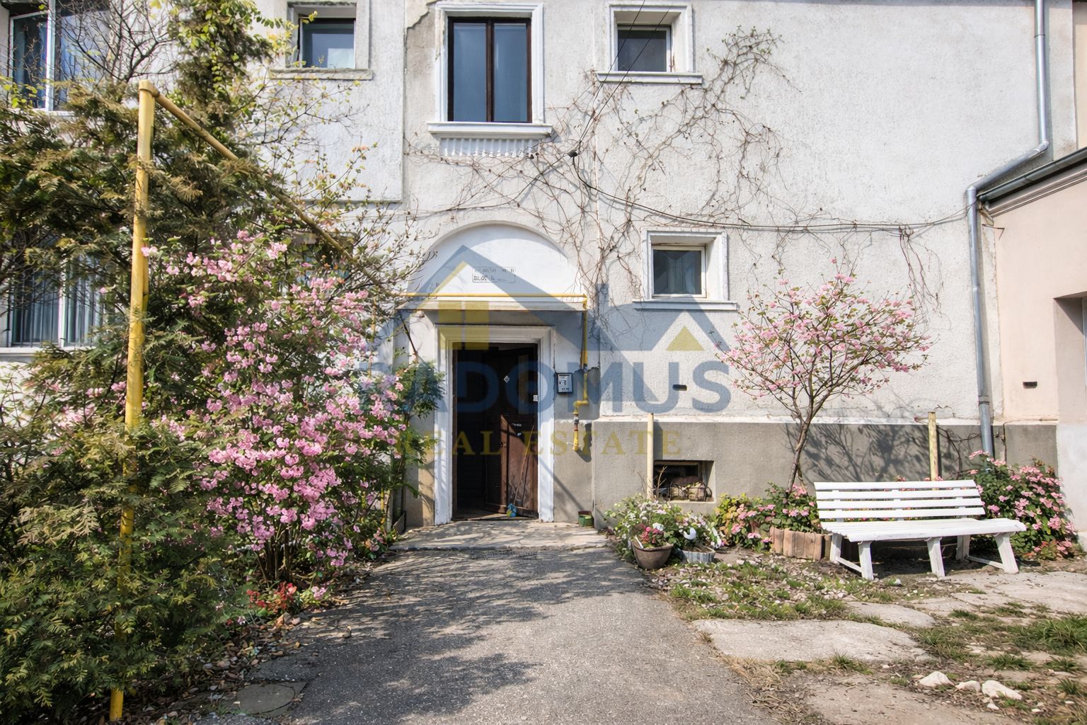 3 camere | Renovat | Str. Mandra | Boxa+Curte | 79.900€ | 0% Comision - Poză 11