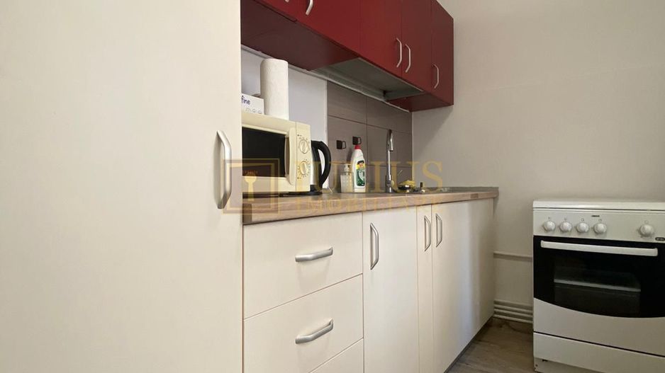 2 dormitoare, centrala proprie, bucatarie inchisa. Piața Libertatii. - Poză 17