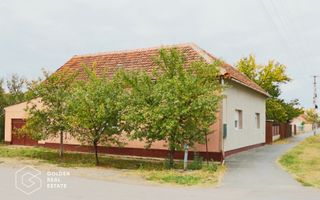 Casa in centrul localitatii Galsa - LINISTE LA TINE ACASA - COMISION ZERO - Poză 1