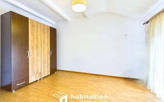 Casă tip duplex, despărțit prin garaj, la intrare în Dumbrăvița - Poză 14