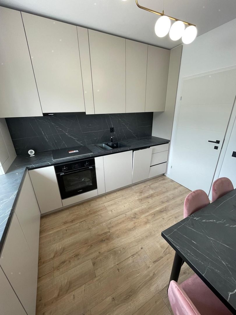 VANZARE APARTAMENT ULTRAFINISAT  2 CAMERE ZONA TERRA - Poză 7