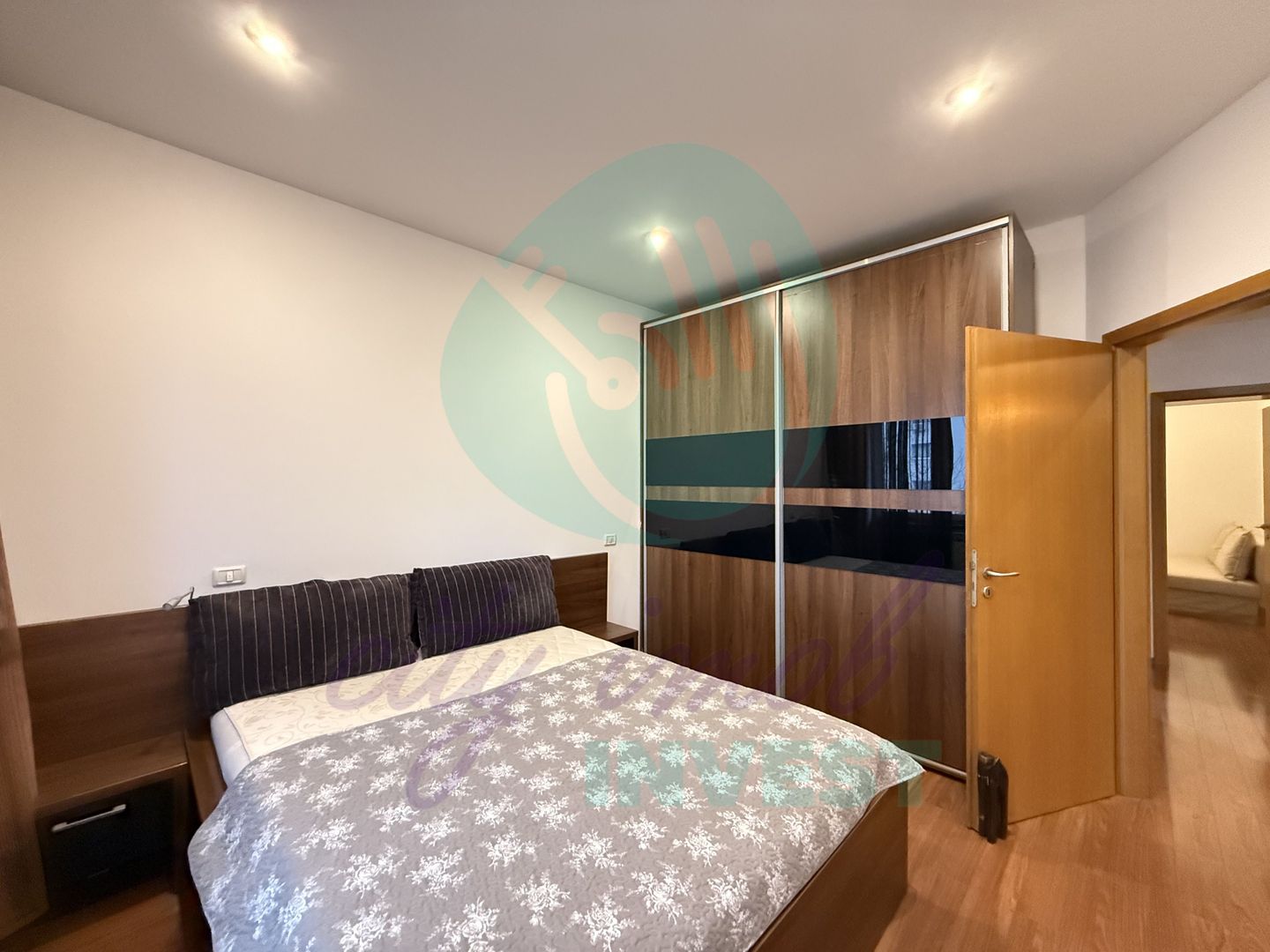 3 camere cu CENTRALA PROPRIE - Poză 9