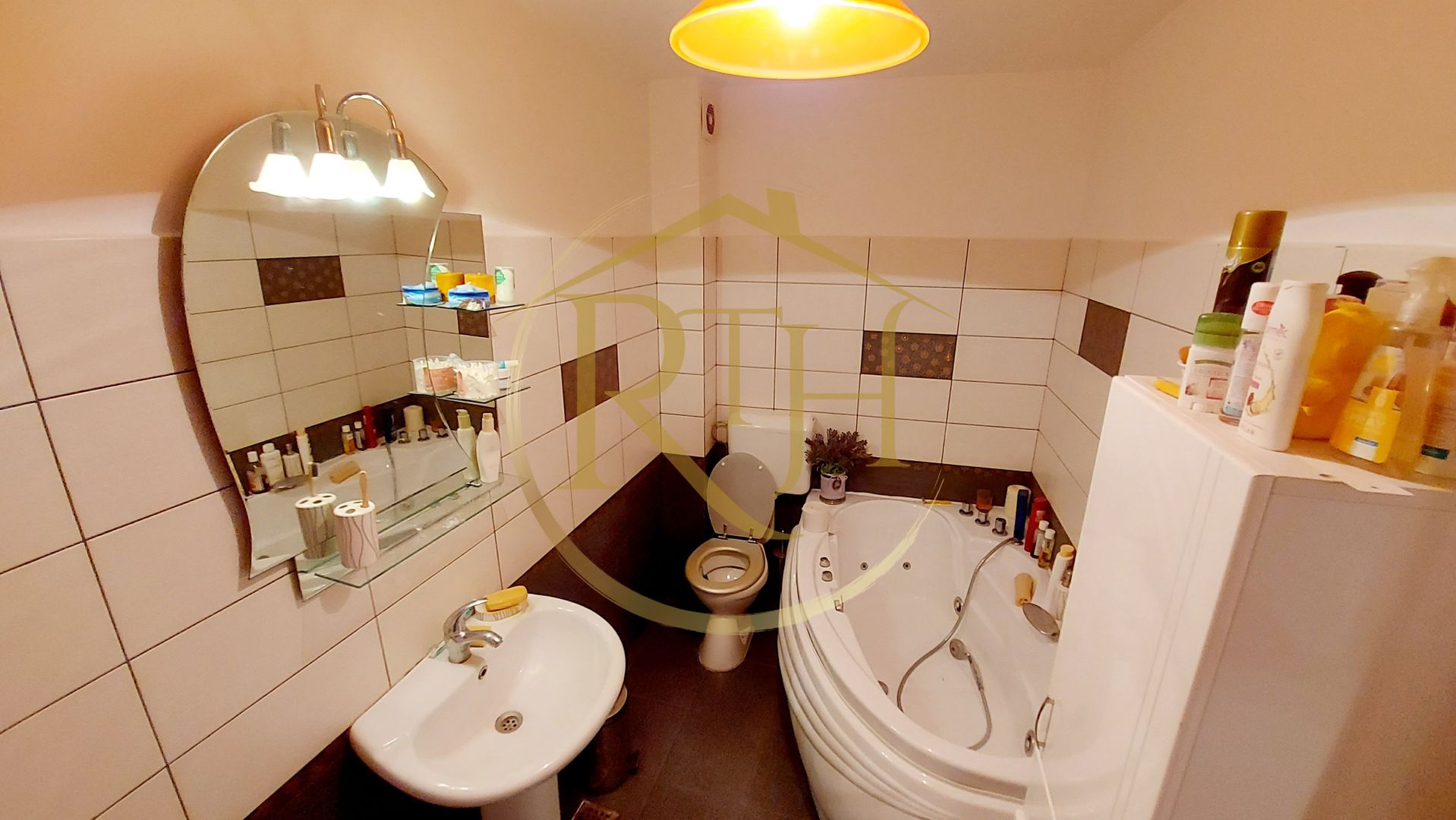 Oferim spre vanzare apartament cu 3 camere, aproape de Complex - Poză 17